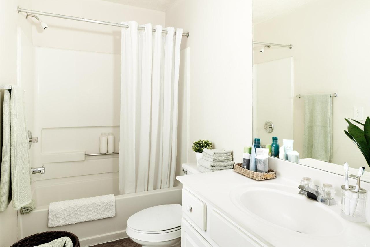 Intown Suites Extended Stay Greensboro Nc - Airport Dış mekan fotoğraf