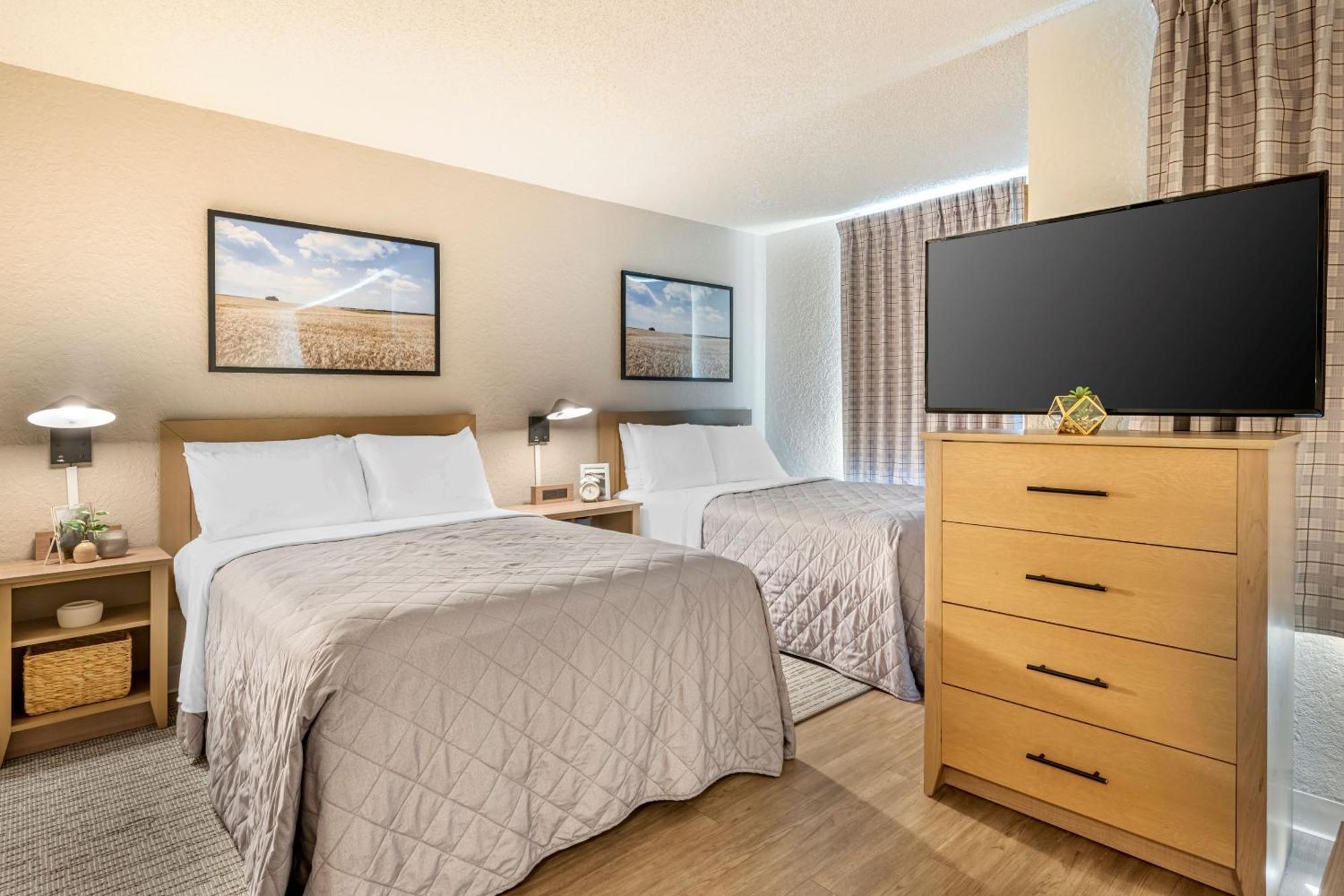 Intown Suites Extended Stay Greensboro Nc - Airport Dış mekan fotoğraf