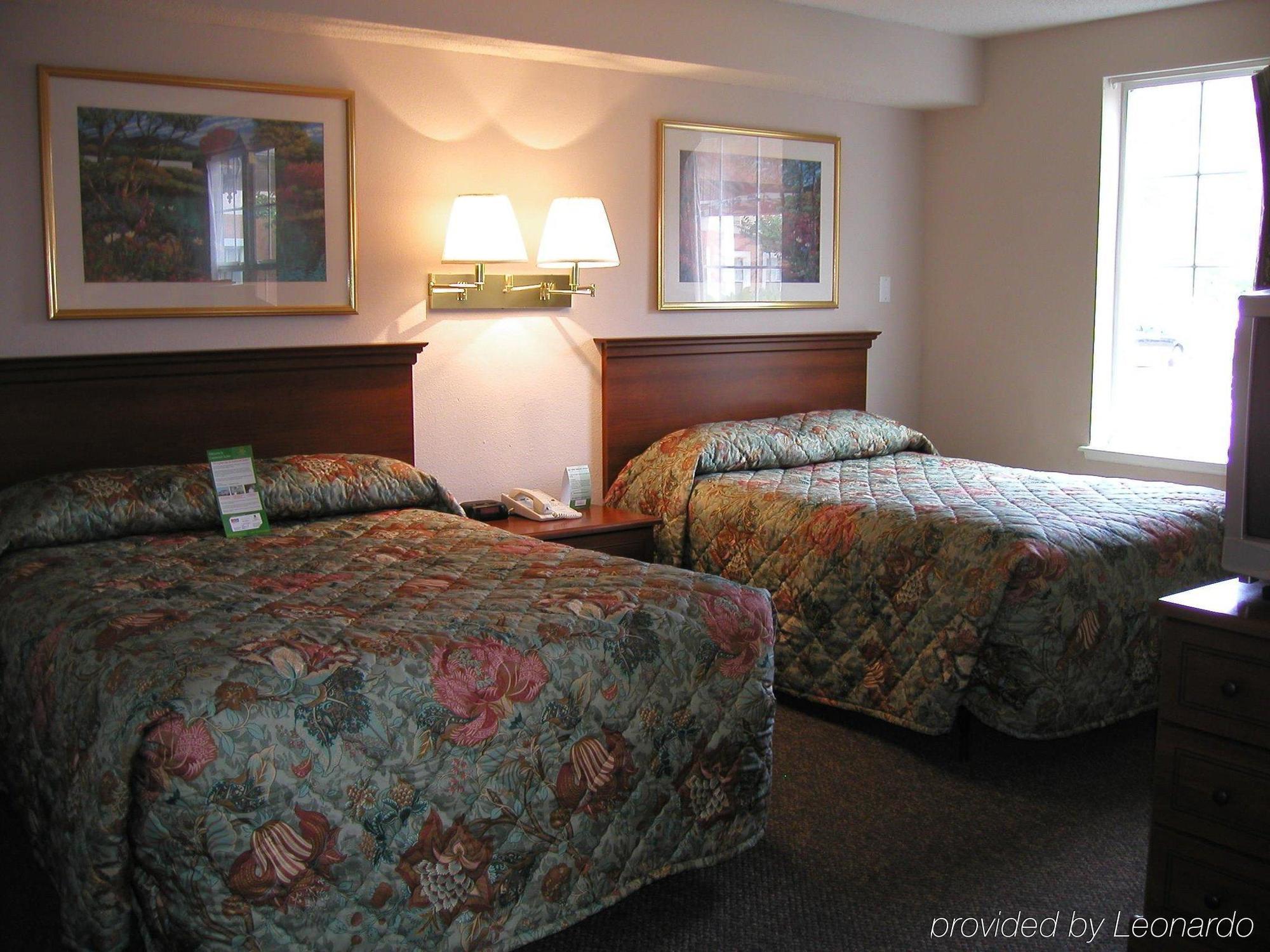 Intown Suites Extended Stay Greensboro Nc - Airport Oda fotoğraf